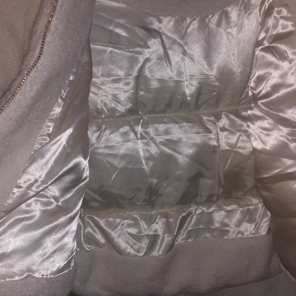 JUICY COUTURE! BLACK LASFI-Size: small. Color: white, cropped perfect condition - Picture 2 of 10